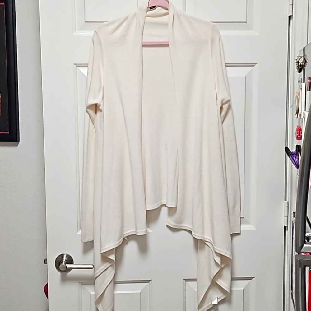 ✨️Max Rave Creme Color Asymmetrical Cardigan Size Large